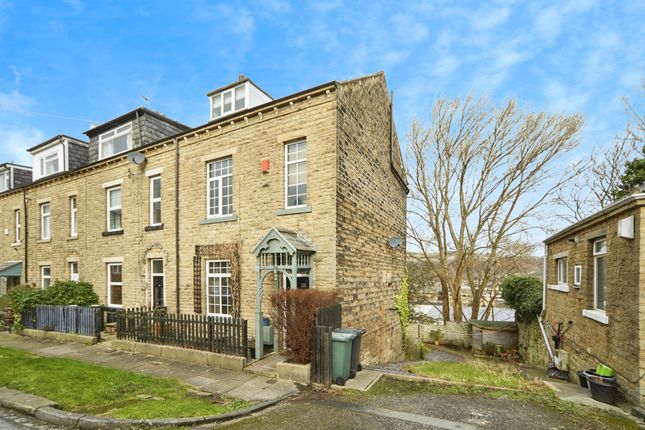 End terrace house for sale in Taunton Street, Shipley