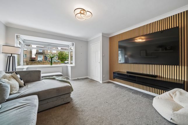 49, Myreton Drive, Stirling photo 4