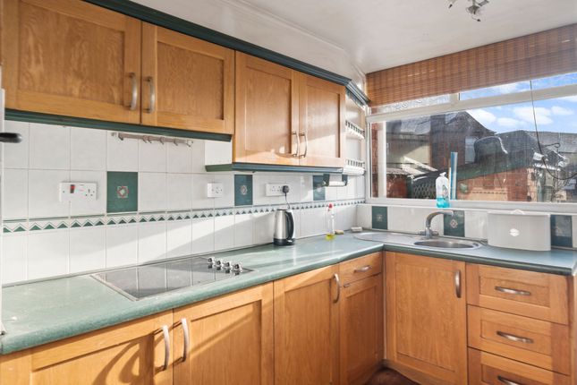 6 Morden Avenue, Wigan photo 4