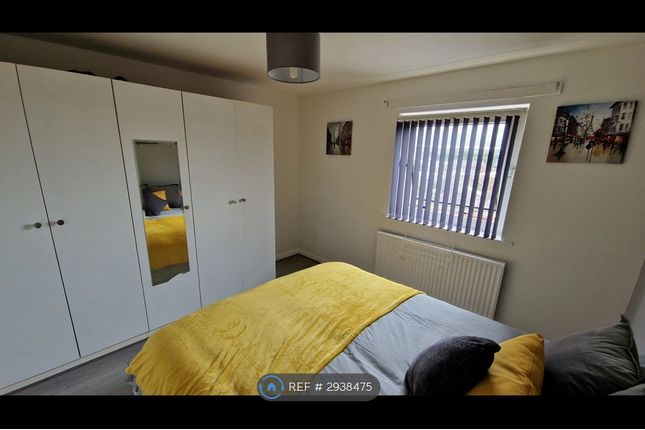 Gower Street, Oldham photo 4