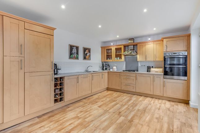 26, Ron Lawton Crescent, Ilkley photo 2