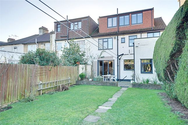 End terrace house for sale in Parsonage Lane, Enfield