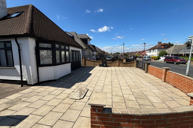 78, Ewellhurst Road, Clayhall  photo 2