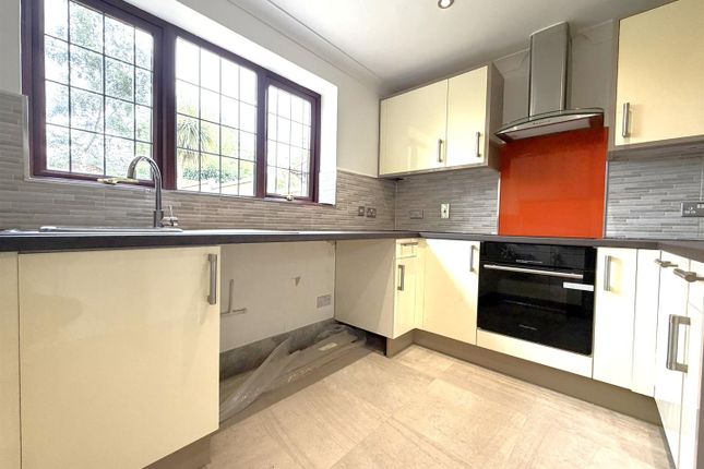 11, Marston Walk, Normanton photo 2