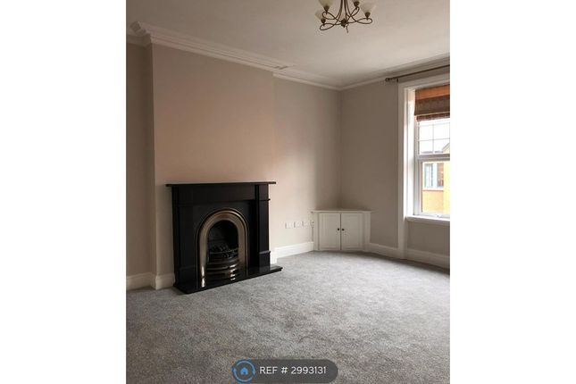 Flat, Conway Road, Colwyn Bay photo 2