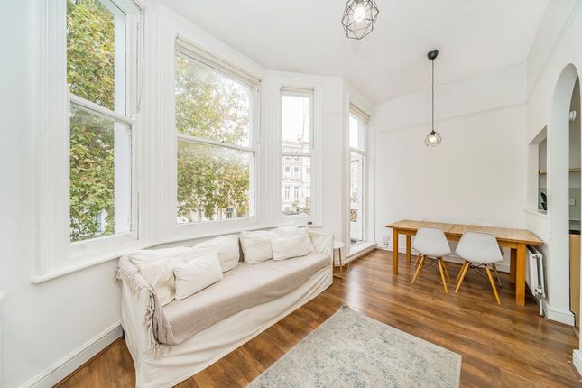 FFF, 7, Barton Road, London photo 2