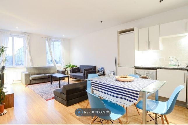 Flat, Market Court Hoxton Hoxton Street, London photo 2