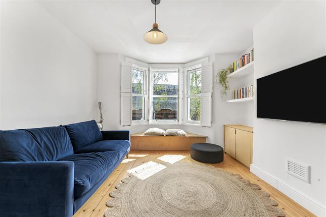 Maisonette for sale in Scotts Road, Leyton, London