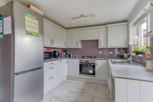 2, Hodges Mews, Buckinghamshire photo 3