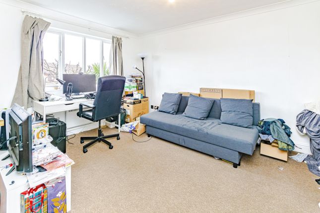 Flat for sale in Marigold Way, Shirley Oaks Village, Croydon