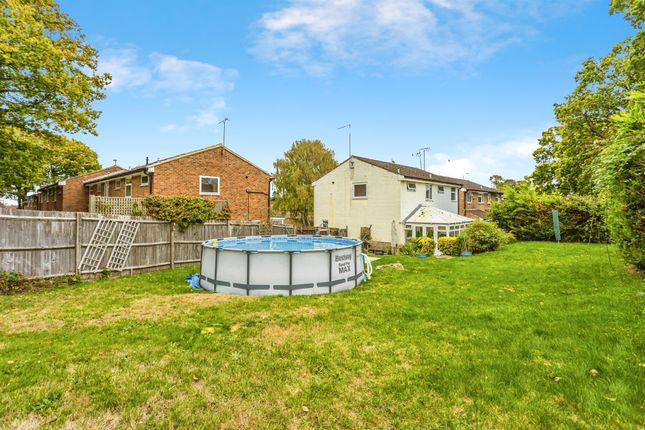6, Bluebell Close, Haywards Heath photo 2