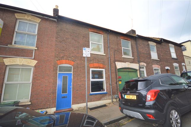 Thumbnail Terraced house to rent in Buxton Road, Luton, Bedfordshire