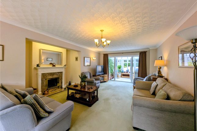 4, Barnetts Lane, Worcestershire photo 3