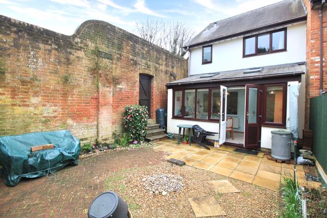 End terrace house for sale in Furzedown Mews, Hythe, Southampton