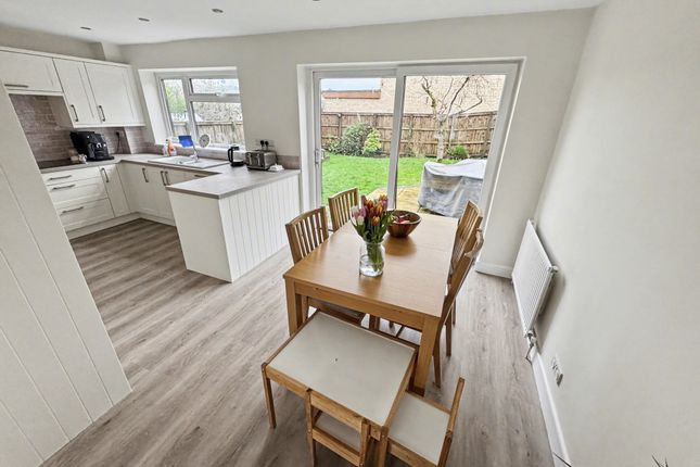2 Oaklea, Tiverton photo 2