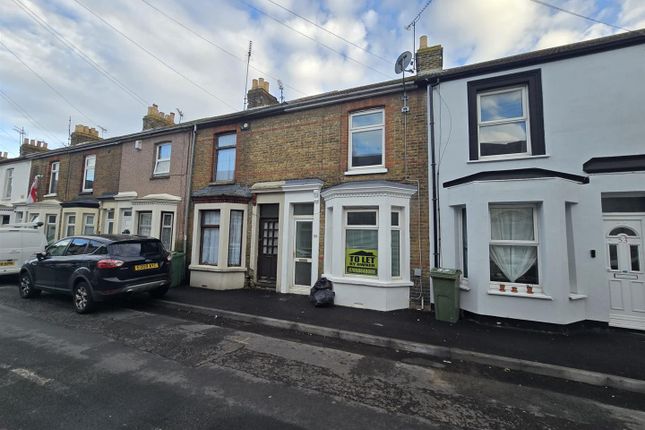 3 bed property for rent in Jefferson Road, Sheerness ME12