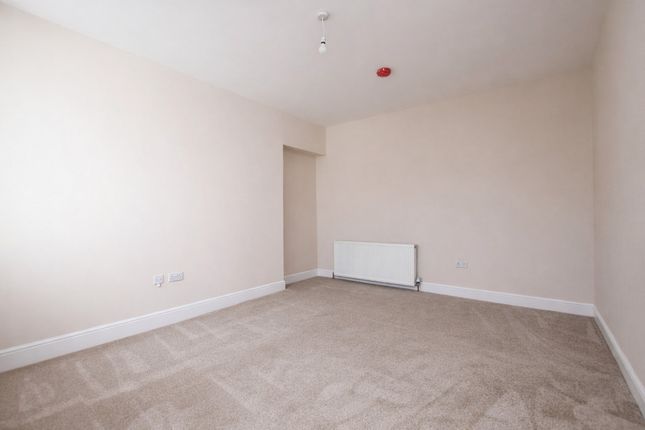 10, Lockhart Place, Lanarkshire photo 4