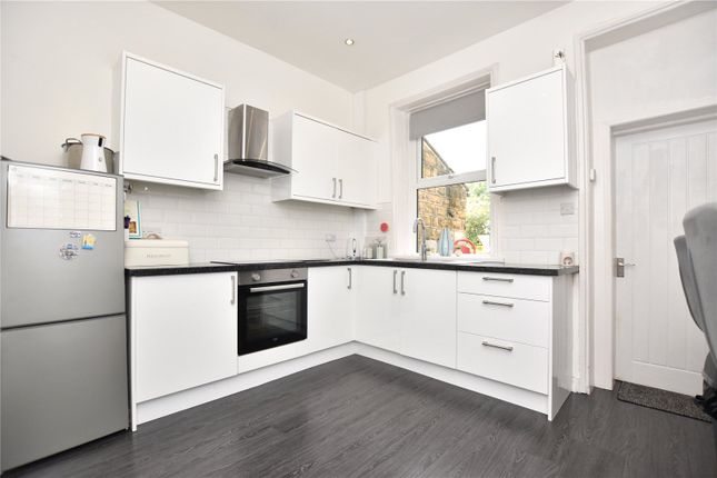 629, Bradford Road, Bradford photo 3