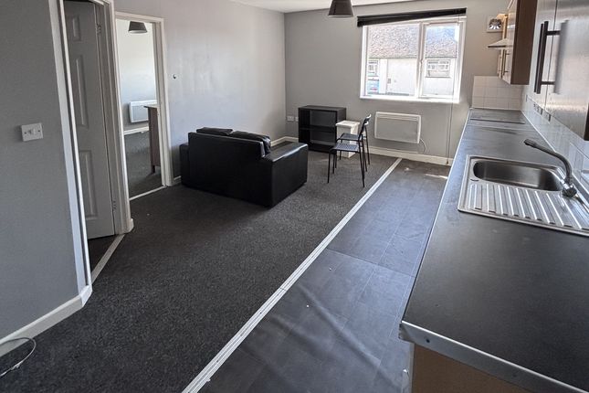 Flat 10, Hewlett Court, Mersey Road, Cheltenham photo 2