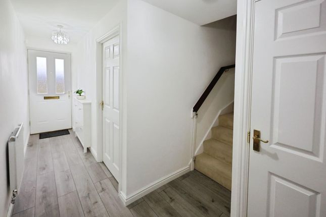 41, Hutchinson Close, Bishop Auckland photo 2