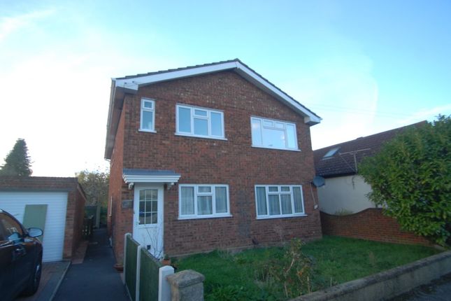 Thumbnail Maisonette to rent in Townsend Road, Ashford
