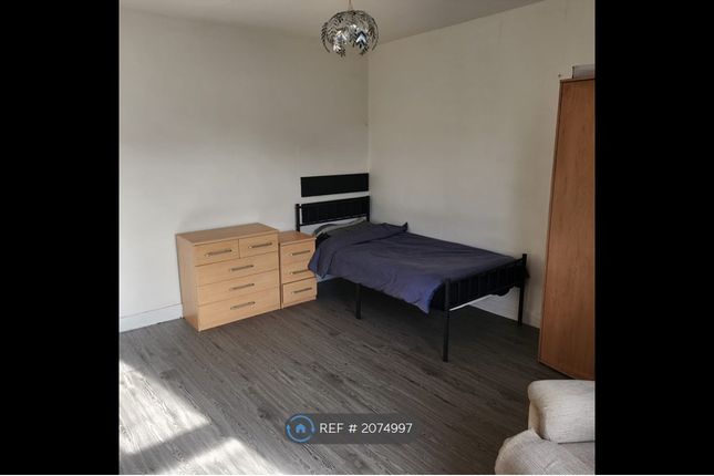 Thumbnail Room to rent in Comberton Hill, Kidderminster