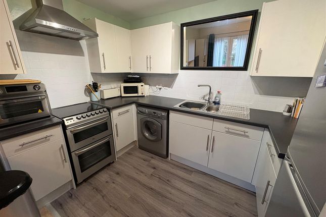 24, Waterfield Fold, Balme Road, Cleckheaton photo 3