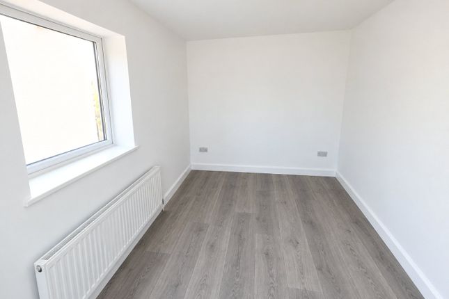 33, Clifford Road, Greater London photo 4