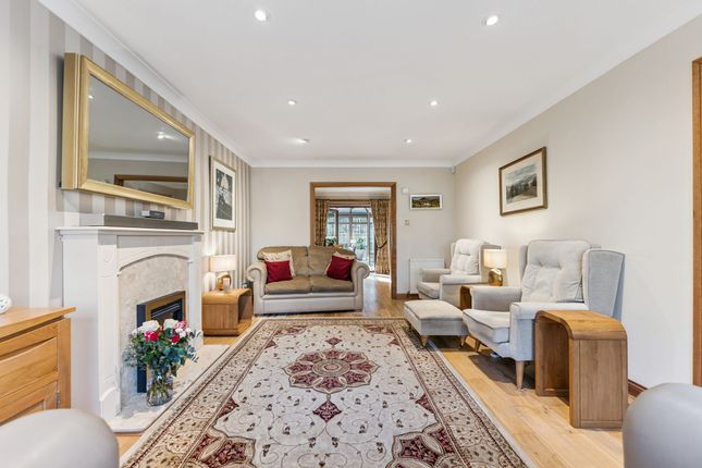 70 Fernlea, Glasgow photo 4