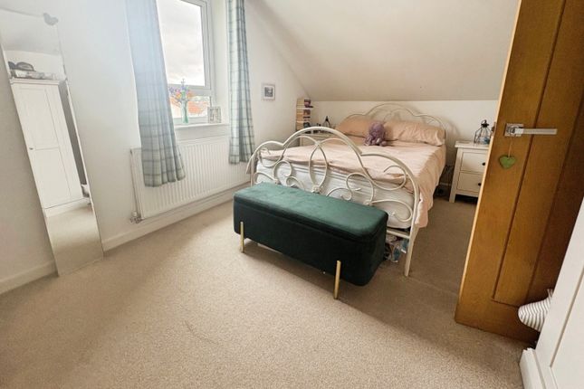 Flat 16 Leigh Brook Mews, 53, Pavilion Drive, Leigh-On-Sea photo 5