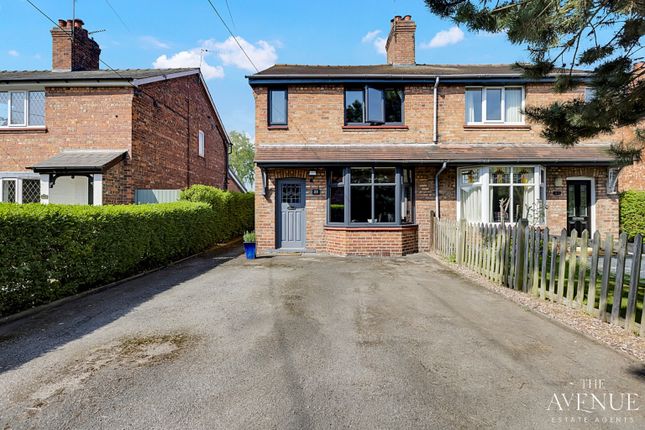 23, Booth Bed Lane, Crewe photo 4