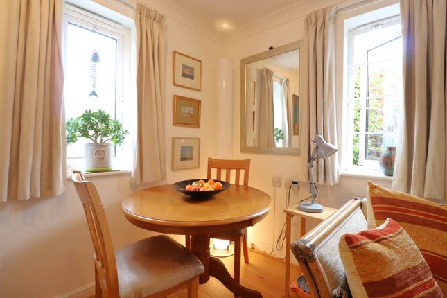 16, Churchill Court, Marlborough photo 4