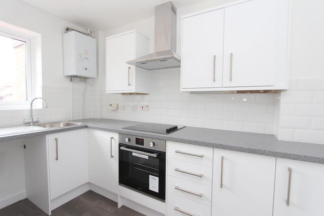 25, Millstream Way, Bedfordshire photo 3