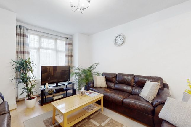 Terraced house for sale in Colindale Avenue, London