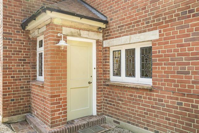 17, Cambridge Road, Little Abington photo 2