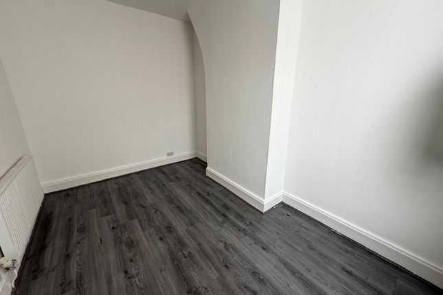 40 Violet Road, Liverpool photo 5