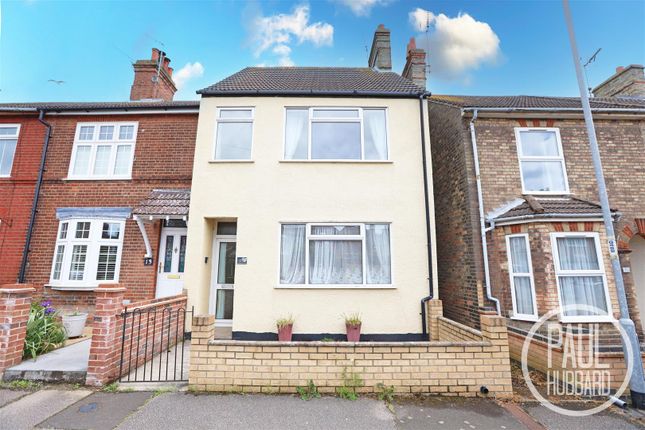 Thumbnail Terraced house for sale in Rochester Road, Pakefield