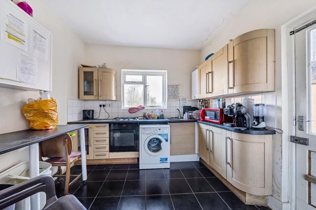 Flat for sale in Reading, Berkshire