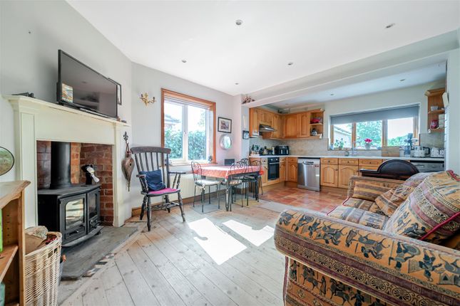 Harefield Bungalow, Almeley Road, Hereford photo 4