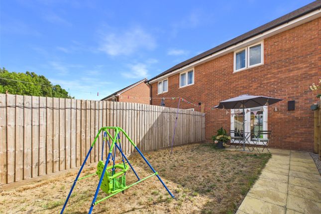 5, Seafield Drive, Gloucester photo 2