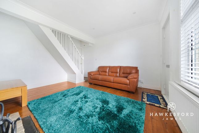 1 Florence Cottages Chestnut Street, Sittingbourne photo 4