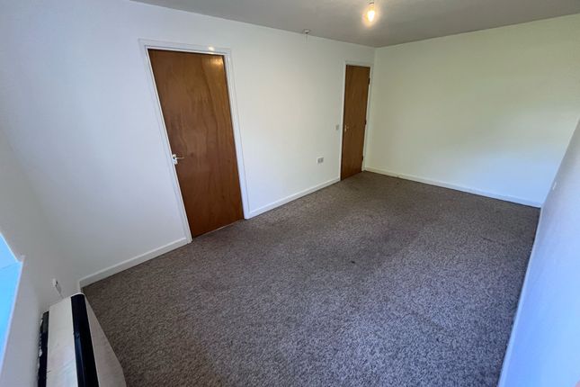 26 Dumbarton House Court, Uplands photo 3