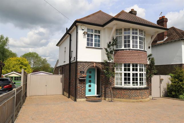 Thumbnail Detached house for sale in Lower Road, East Farleigh, Maidstone