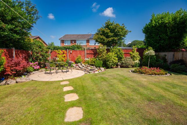 148, Fox Lane, Leyland photo 4