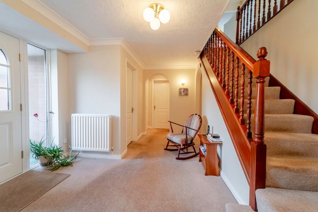 7 Darleydale Close, Mansfield photo 2