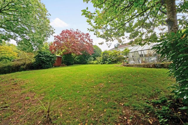 18 Trevarrick Road, St. Austell photo 4