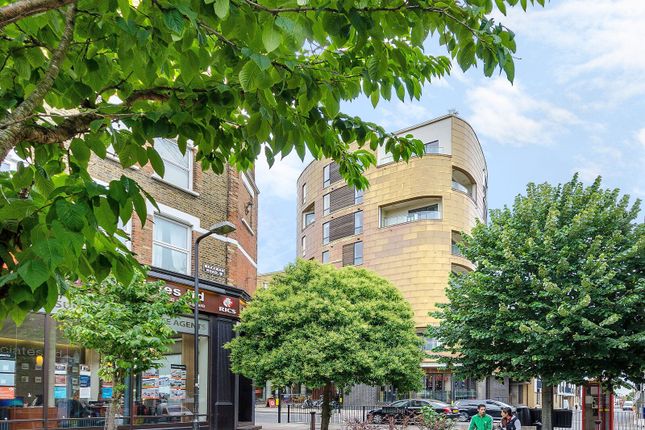 Banister Road, W10, Kensal Green photo 3