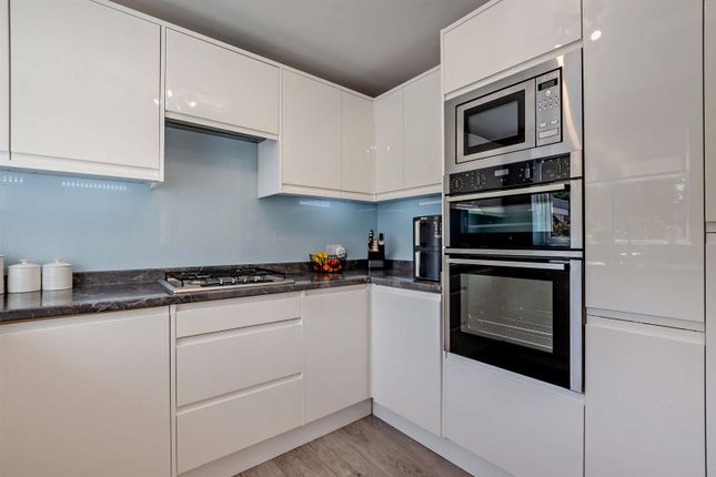 9, Belmont Close, Maidstone photo 3
