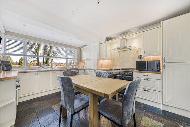 27, St. Marys Green, Biggin Hill photo 2
