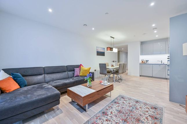 Thumbnail Flat to rent in Heygate Street, Elephant And Castle, London